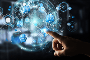 男，3天，第一胎足月顺产，出生18小时发现皮肤黄染，吃奶好。体检：反应好，皮肤巩膜中度黄染，肝肋下2cm，子血型“B”，母血型“O”，血清胆红素257μmol/L(15mg/dl)。最可能的诊断为